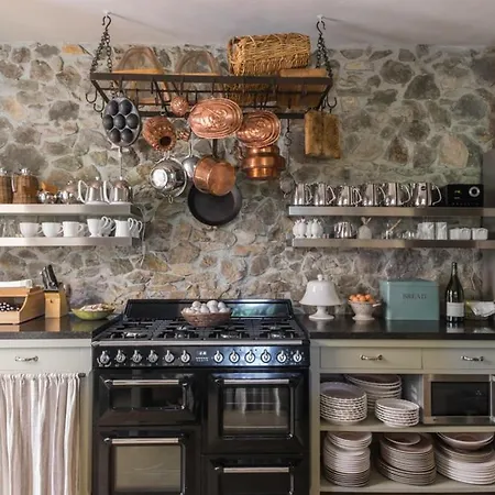 Vendégház Maison°9 *