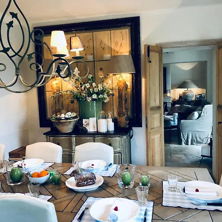Maison°9 *