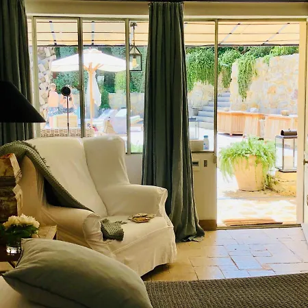 Maison°9 * Cassis