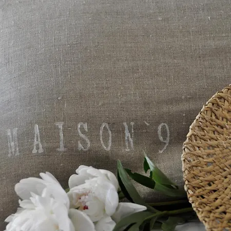 Maison°9 *